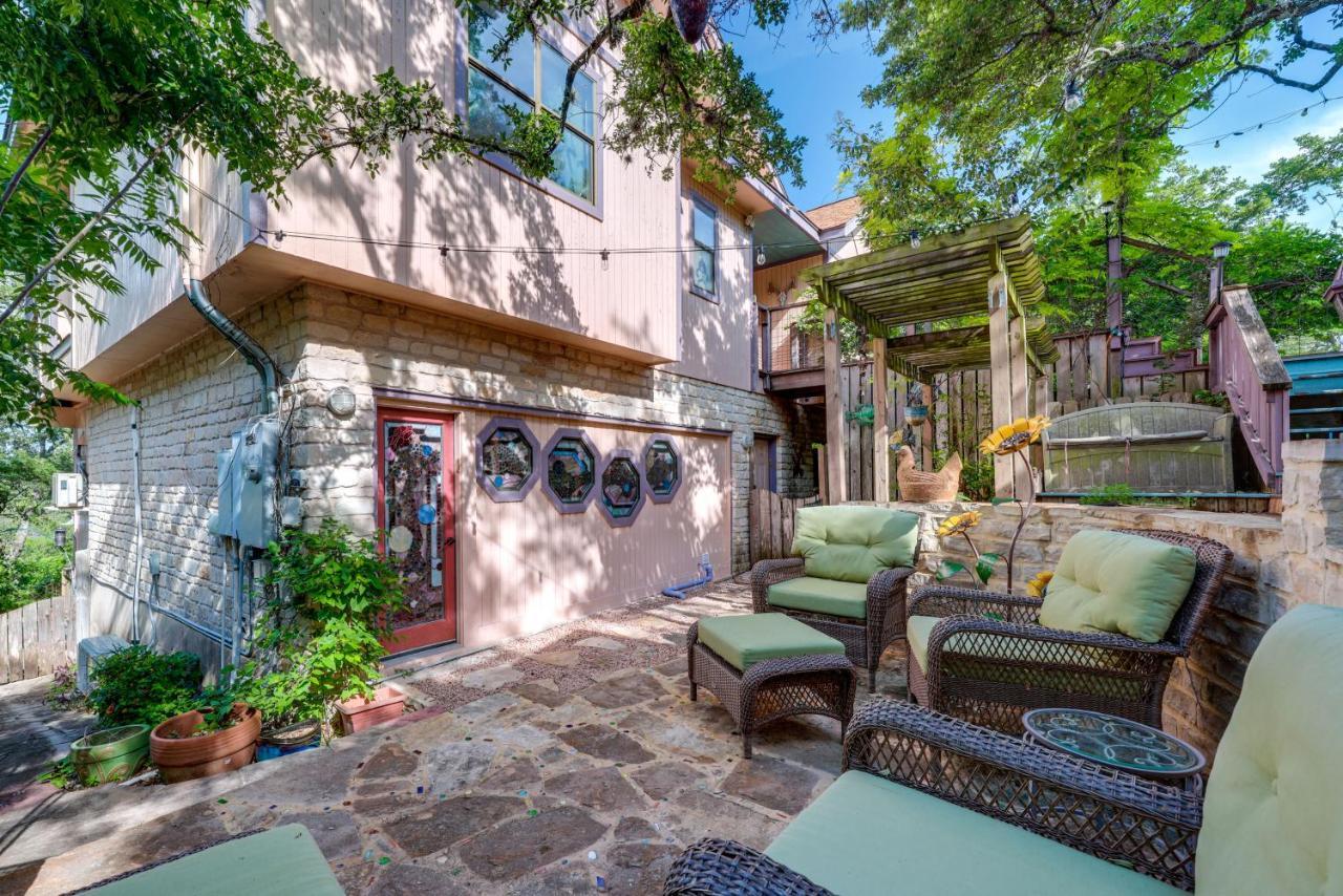 Exotic Home With Patio And Grill Walk To Canyon Lake! Екстериор снимка