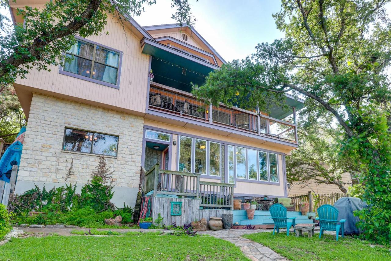 Exotic Home With Patio And Grill Walk To Canyon Lake! Екстериор снимка
