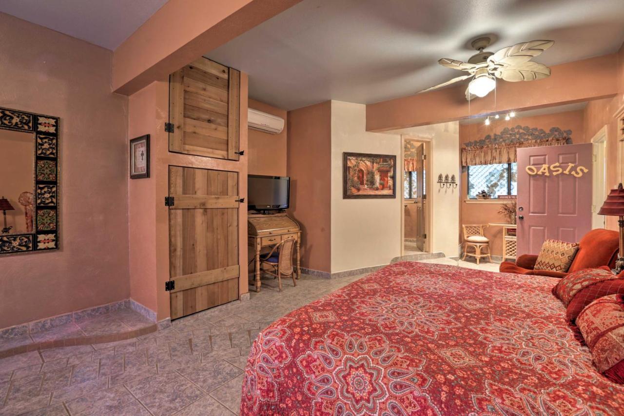 Exotic Home With Patio And Grill Walk To Canyon Lake! Екстериор снимка